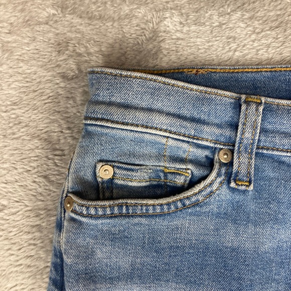 7 For All Mankind Roxanne Ankle Jeans Distressed Raw Edge Light Wash Size 27 - Picture 3 of 16